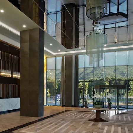 Doubletree By Hilton 5*