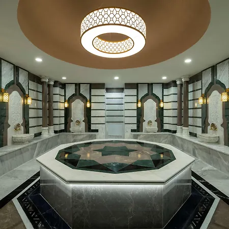 Doubletree By Hilton Маниса