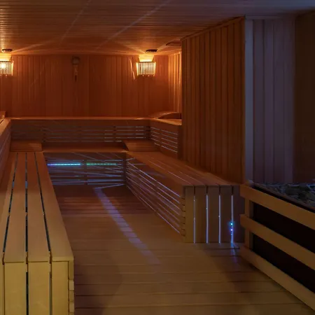 Doubletree By Hilton מלון