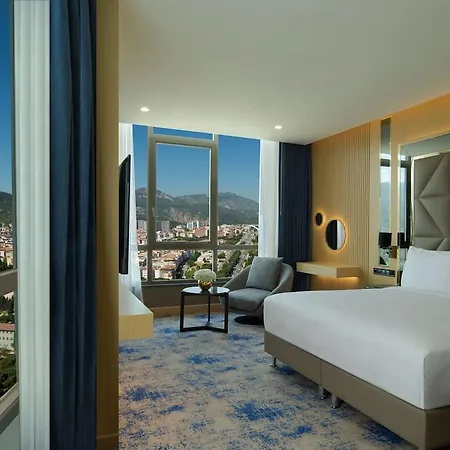 Hotel Doubletree By Hilton Manisa