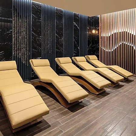 Doubletree By Hilton Hotel
